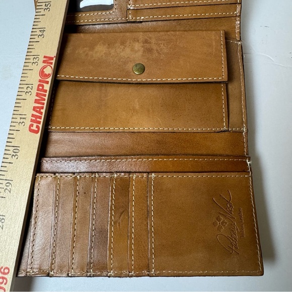 Patricia Nash Italian Leather Organizer Credit Card Wallet - Picture 4 of 16